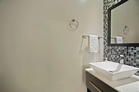 $449,900 | 4014 Sparrow House Lane, Burtonsville, MD 20866