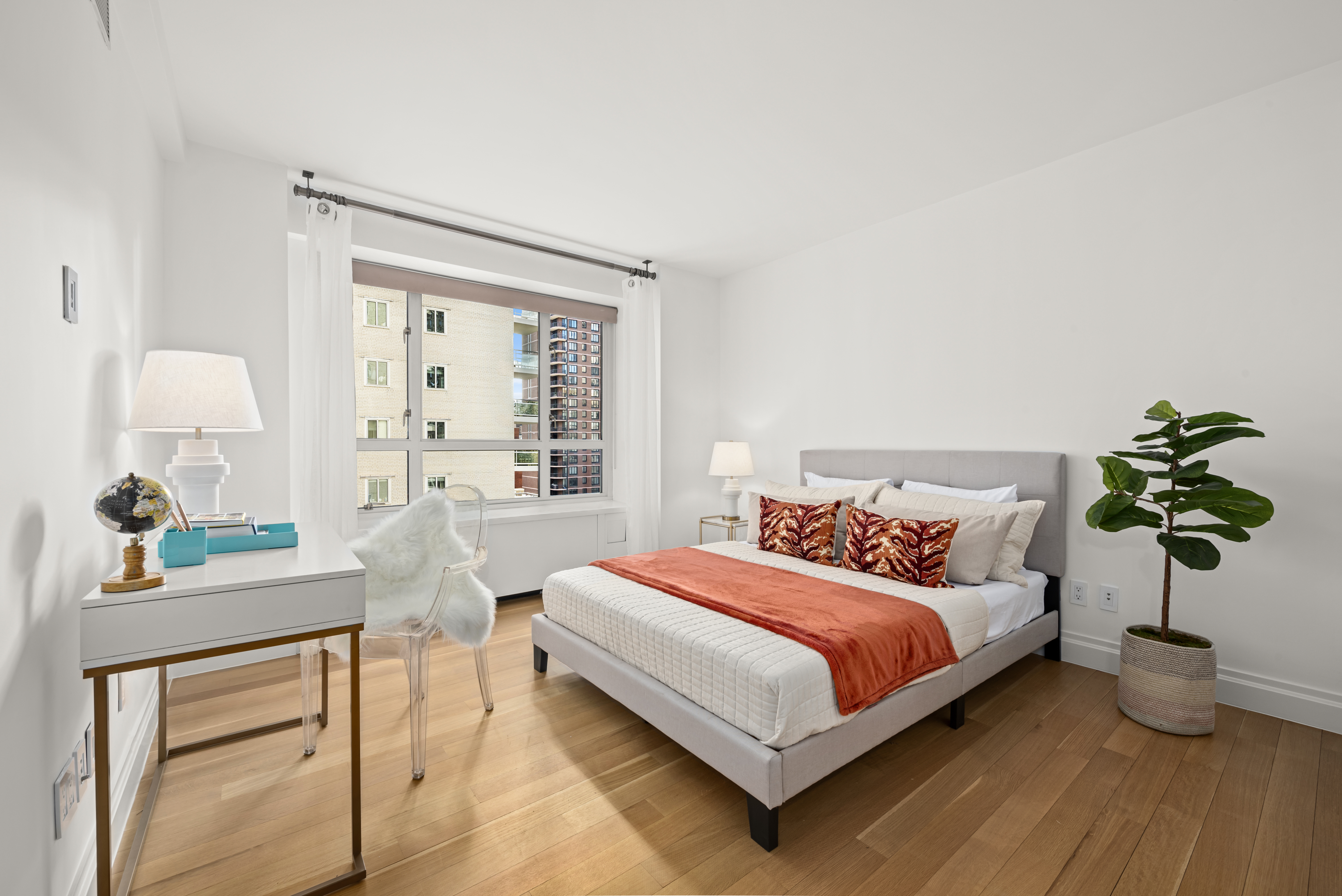 200 East 66th Street, Unit C1004 Manhattan, NY 10065 - Photo 10 of 20