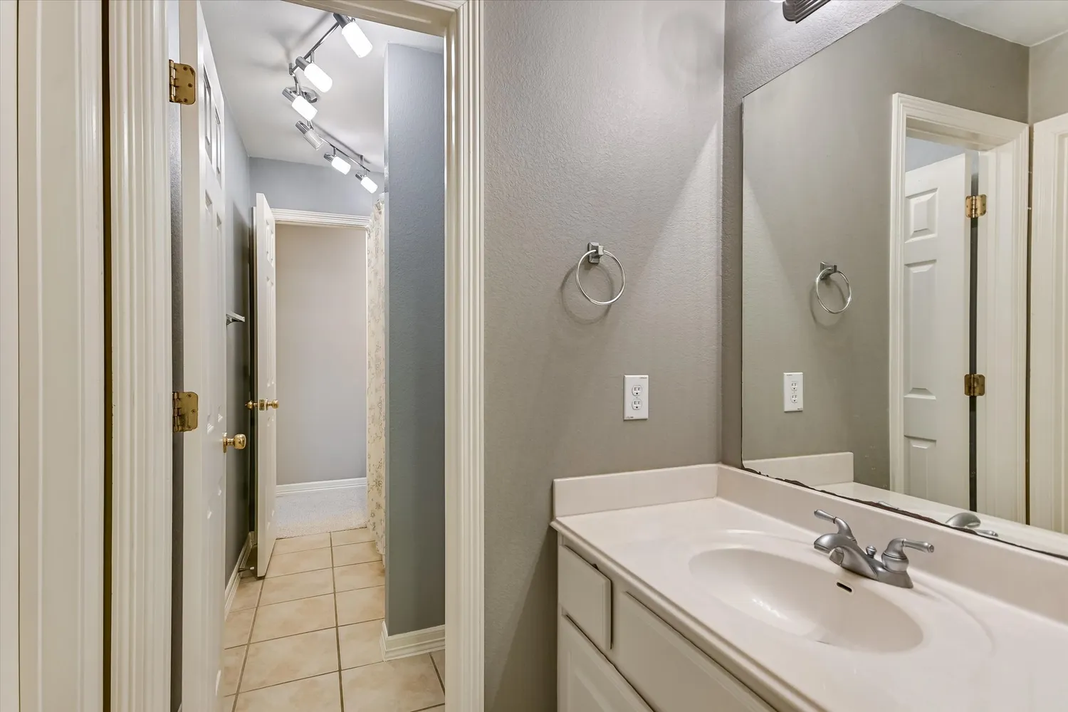 $749,000 | 1512 Lake Forest Cove, Round Rock, TX 78665