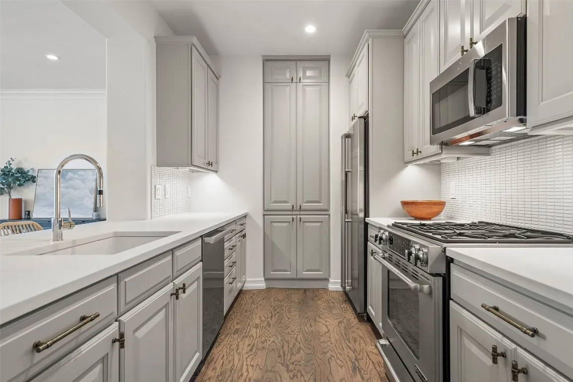 $1,100,000 | 2226 Westlake Drive, Unit 1, Austin, TX 78746