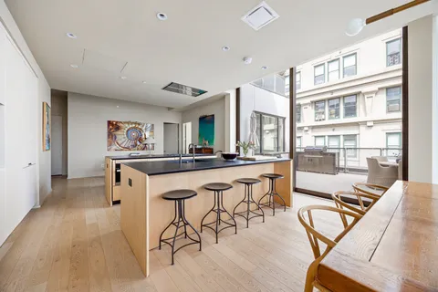 $3,846,000 | 168 Plymouth Street, Unit PHC | DUMBO