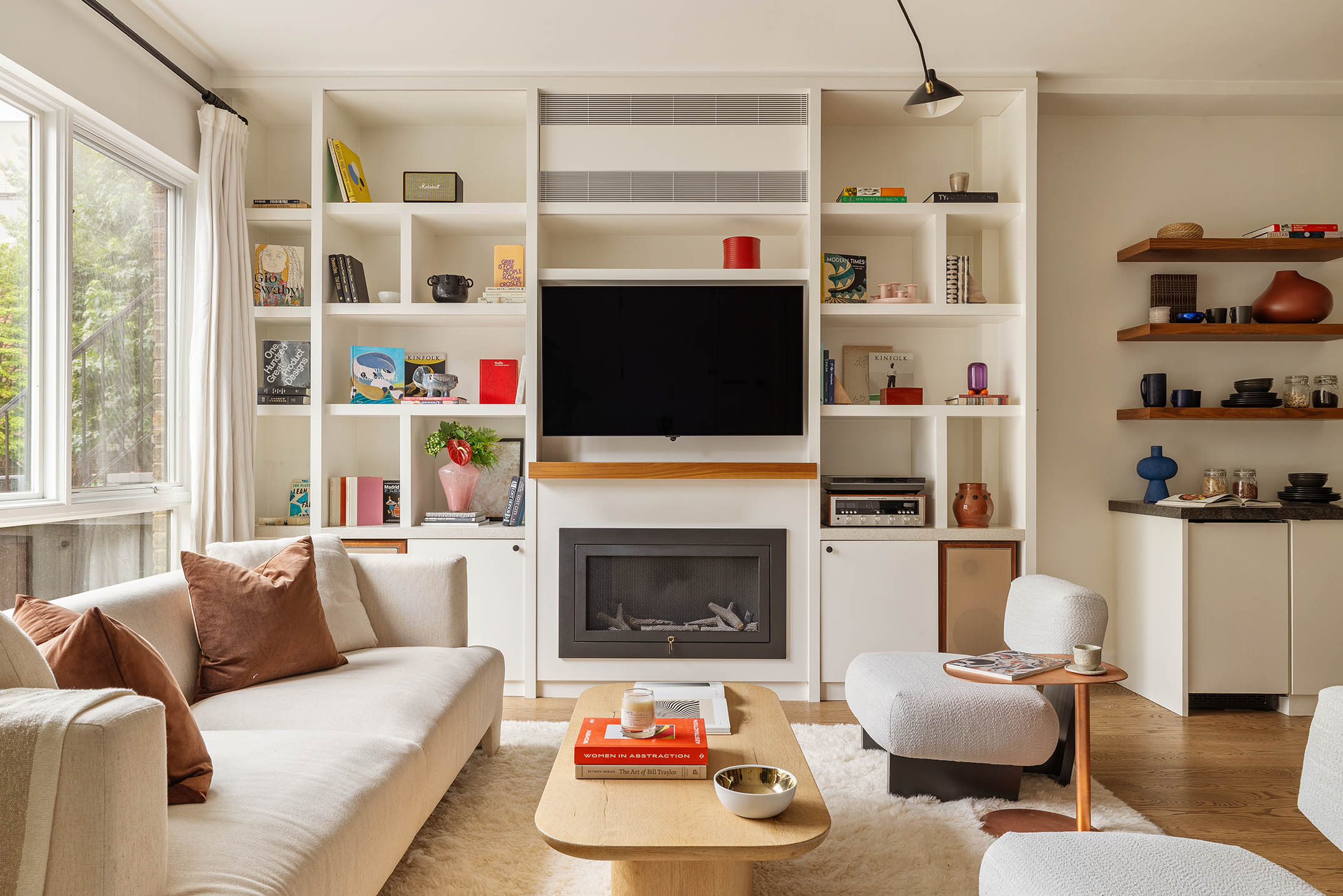 1025 Lorimer Street, Unit PARLOR Brooklyn, NY 11222 - Photo 4 of 21 a living room with furniture fireplace and flat screen tv