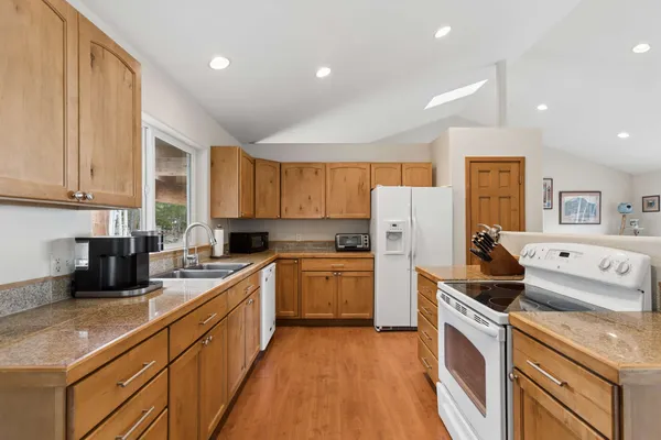 $730,000 | 8 Yuma Trail, Evergreen, CO 80439