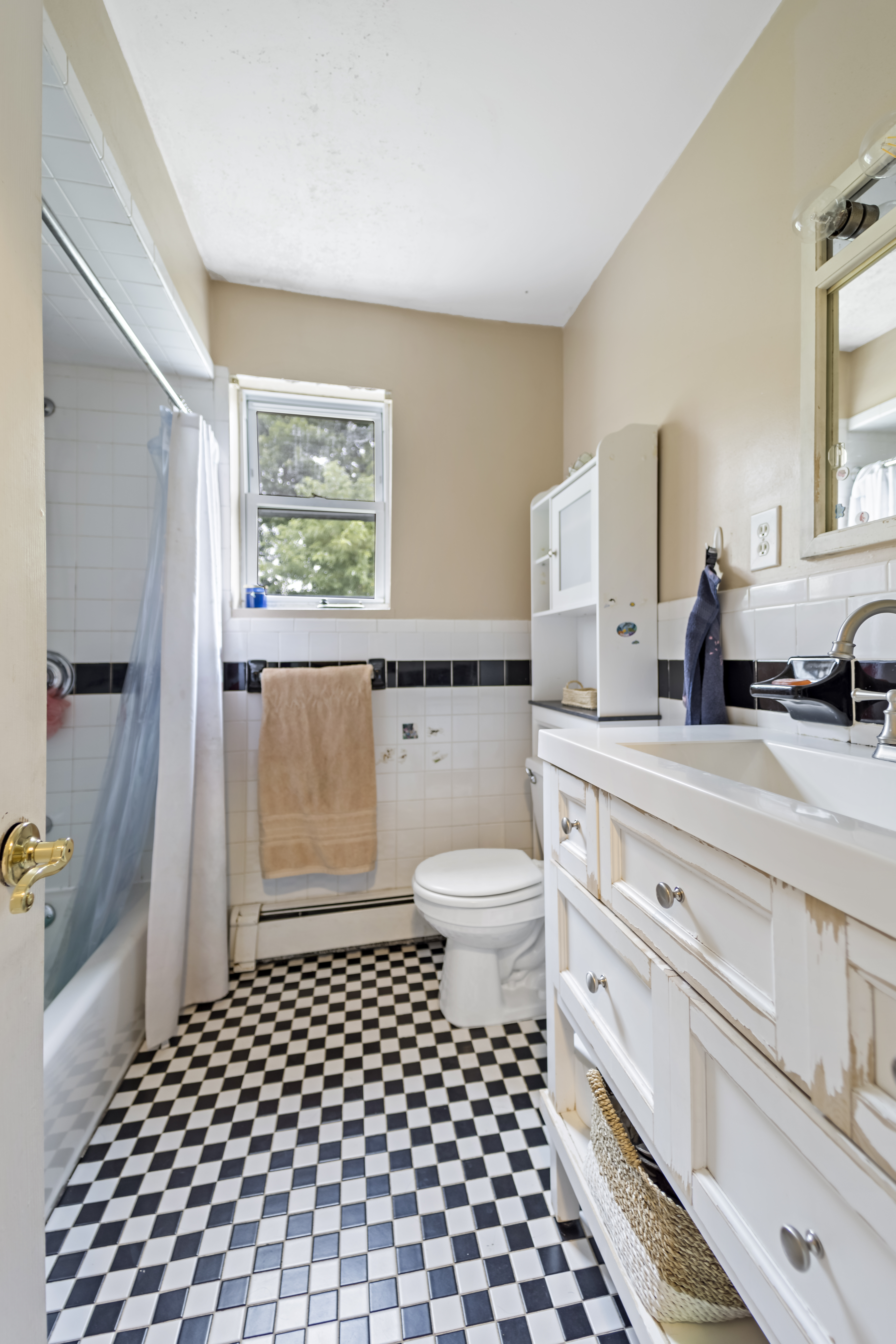 1195 Prospect Avenue Brooklyn, NY 11218 - Photo 19 of 23