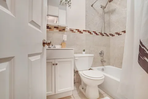 $3,450 | 1570 Prospect Place, Unit 3 | Weeksville