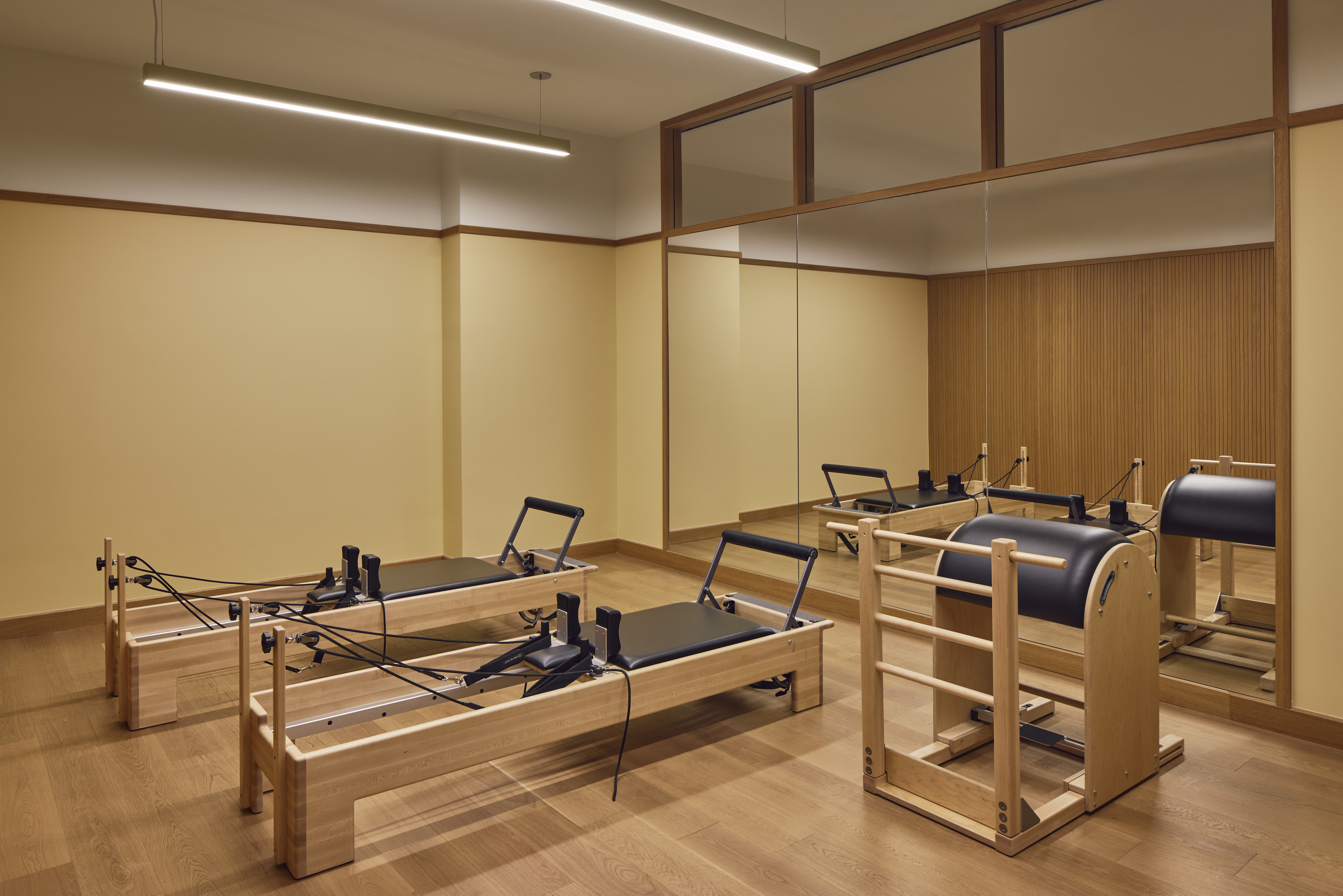 323 Bergen Street, Unit PH706E Brooklyn, NY 11217 - Photo 25 of 31 a room with gym equipment