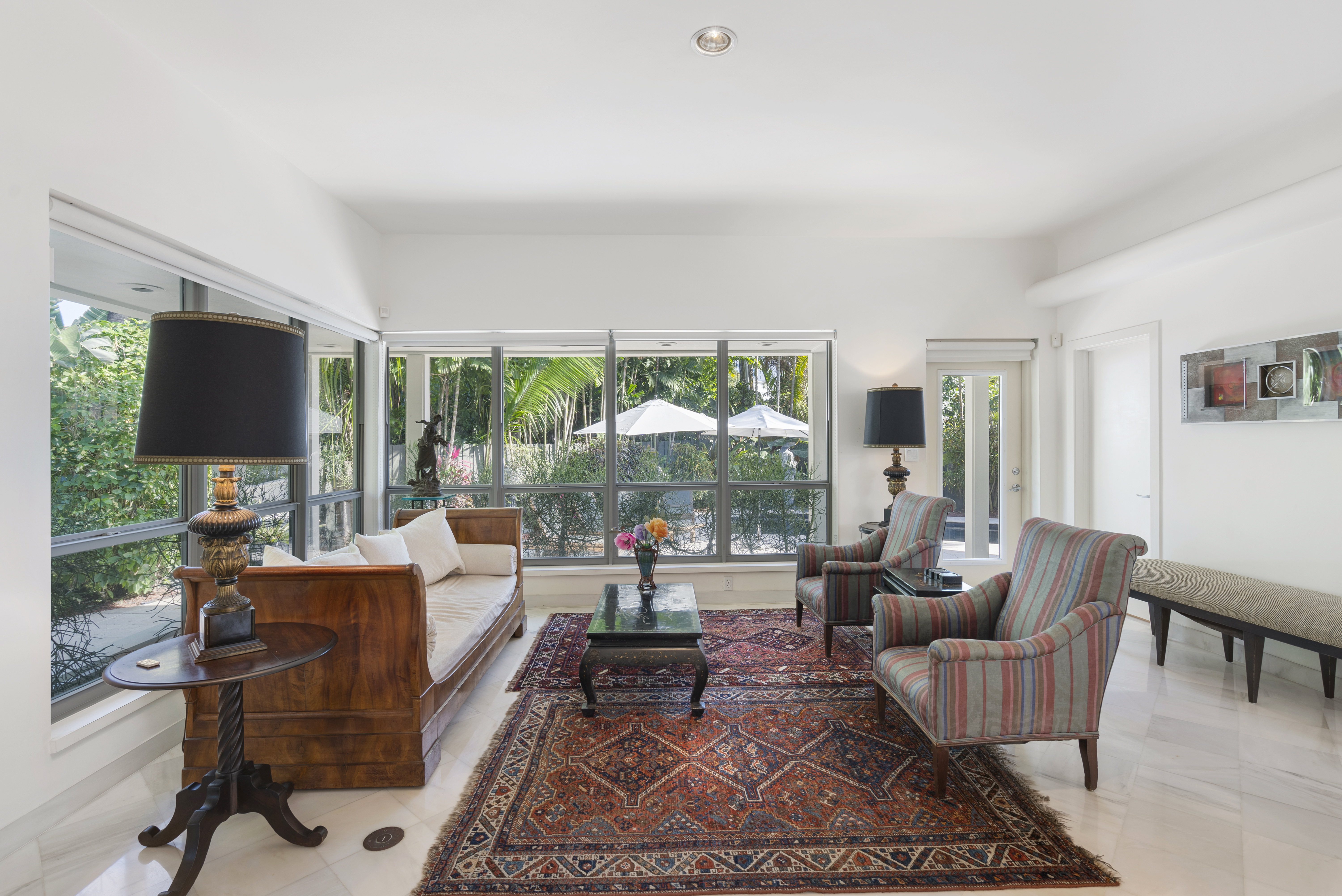 2545 Flamingo Place Miami Beach, FL 33140 - Photo 5 of 23