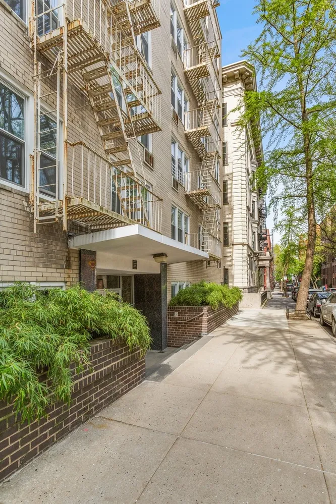 $3,000 | 54 Orange Street, Unit 5H | Brooklyn Heights