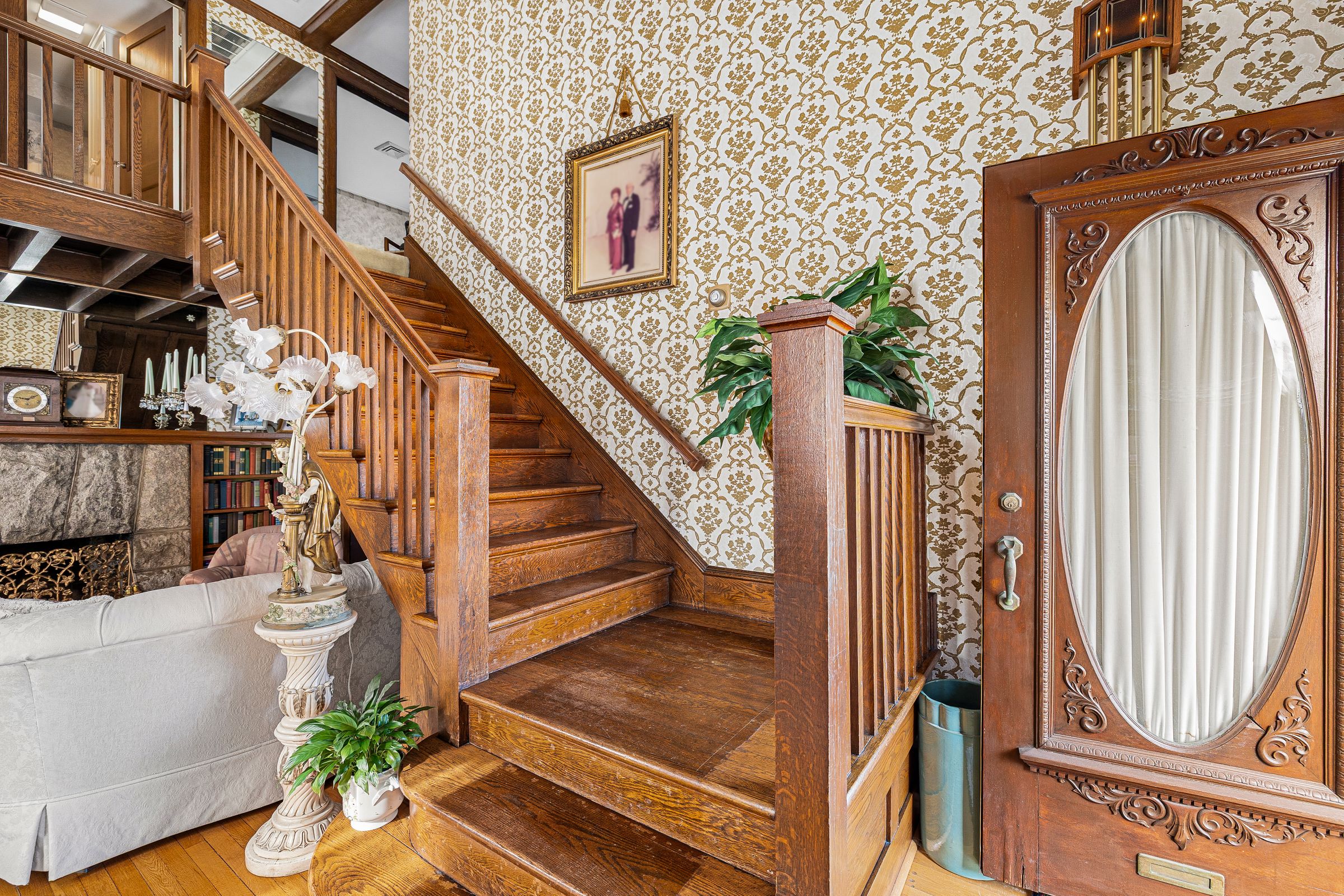 90 Putnam Pike Johnston, RI 02919 - Photo 3 of 24