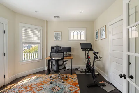$1,149,000 | 979 South Street, Unit 2, Roslindale, MA 02131