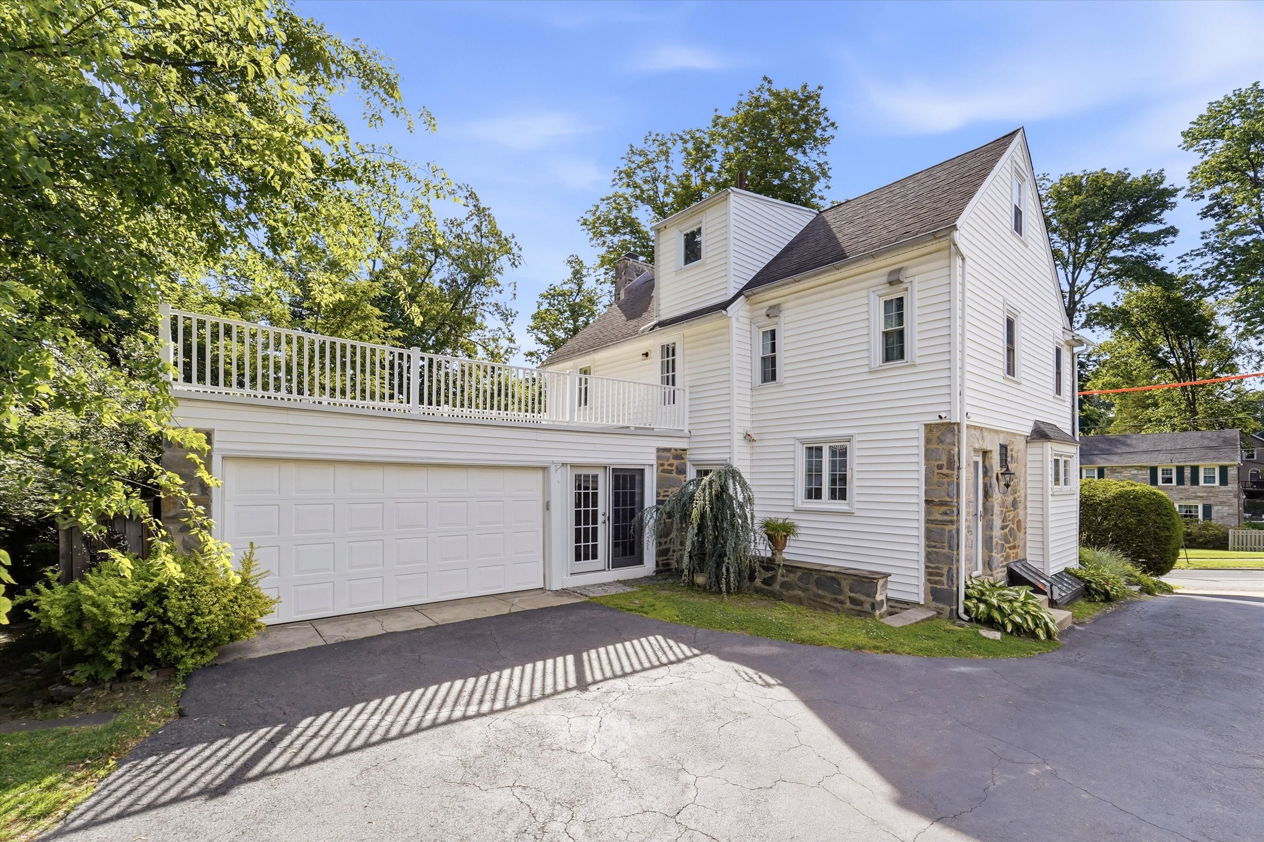 570 Strathmore Road Havertown, PA 19083 - Photo 29 of 33