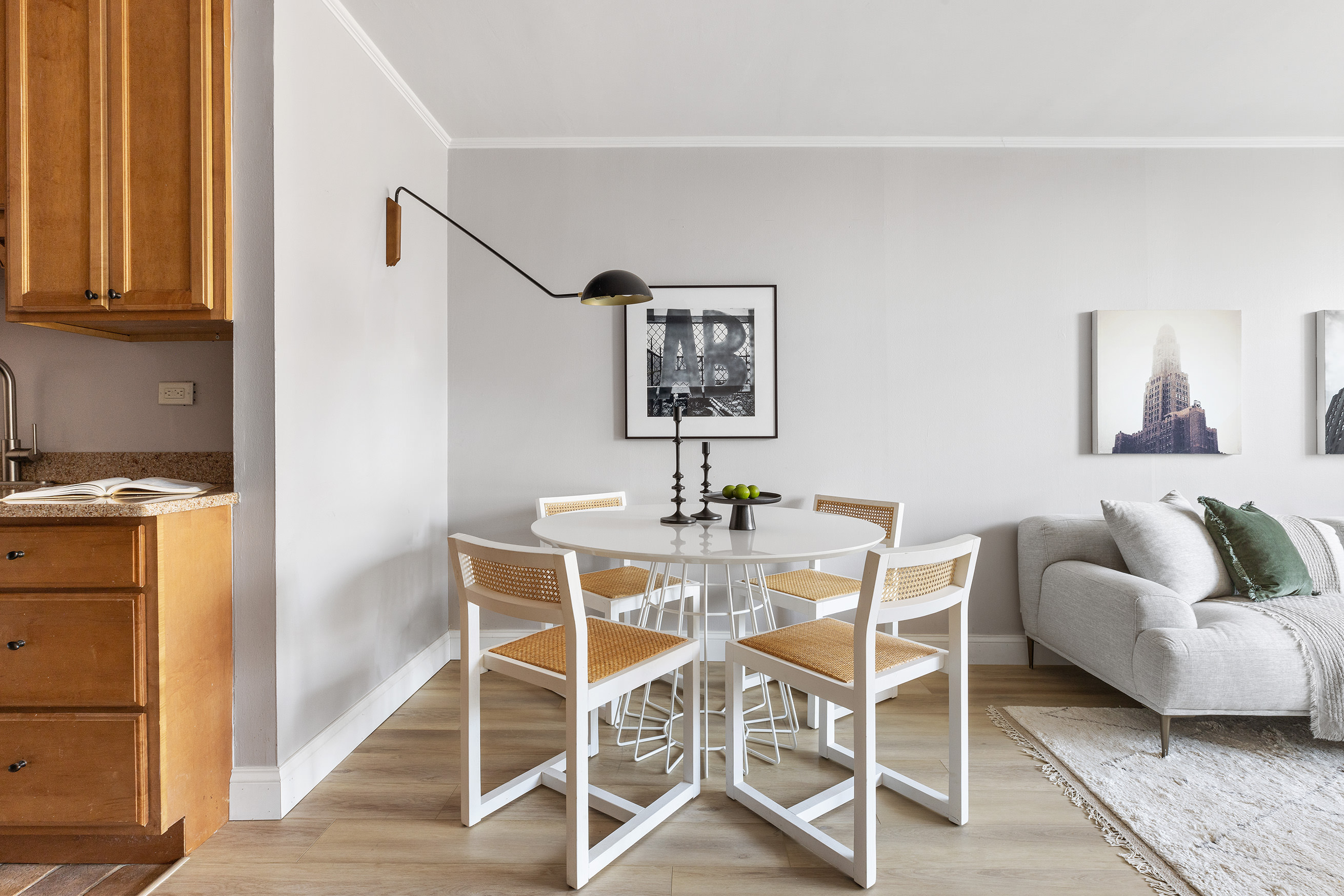 340 East 93rd Street, Unit 21F Manhattan, NY 10128 - Photo 2 of 6 a view of a livingroom with furniture and wooden floor