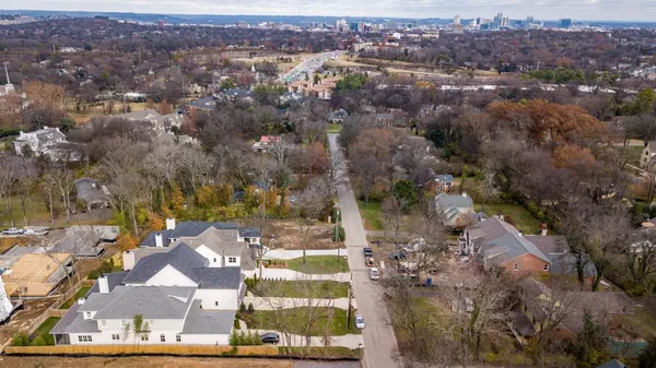 $1,750,000 | 3413 B Benham Avenue, Nashville, TN 37215