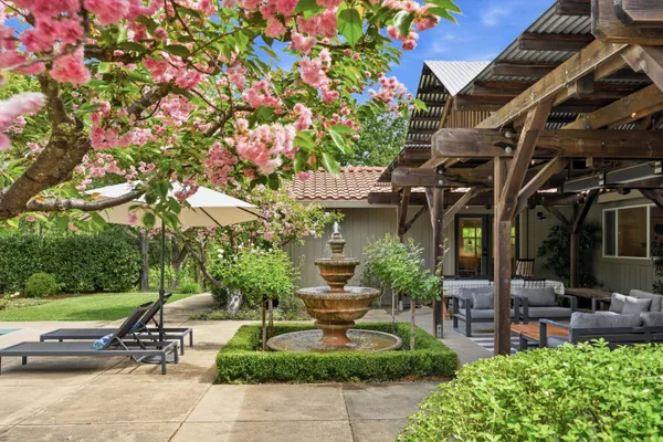 $3,750,000 | 1541 Chablis Road, Healdsburg, CA 95448