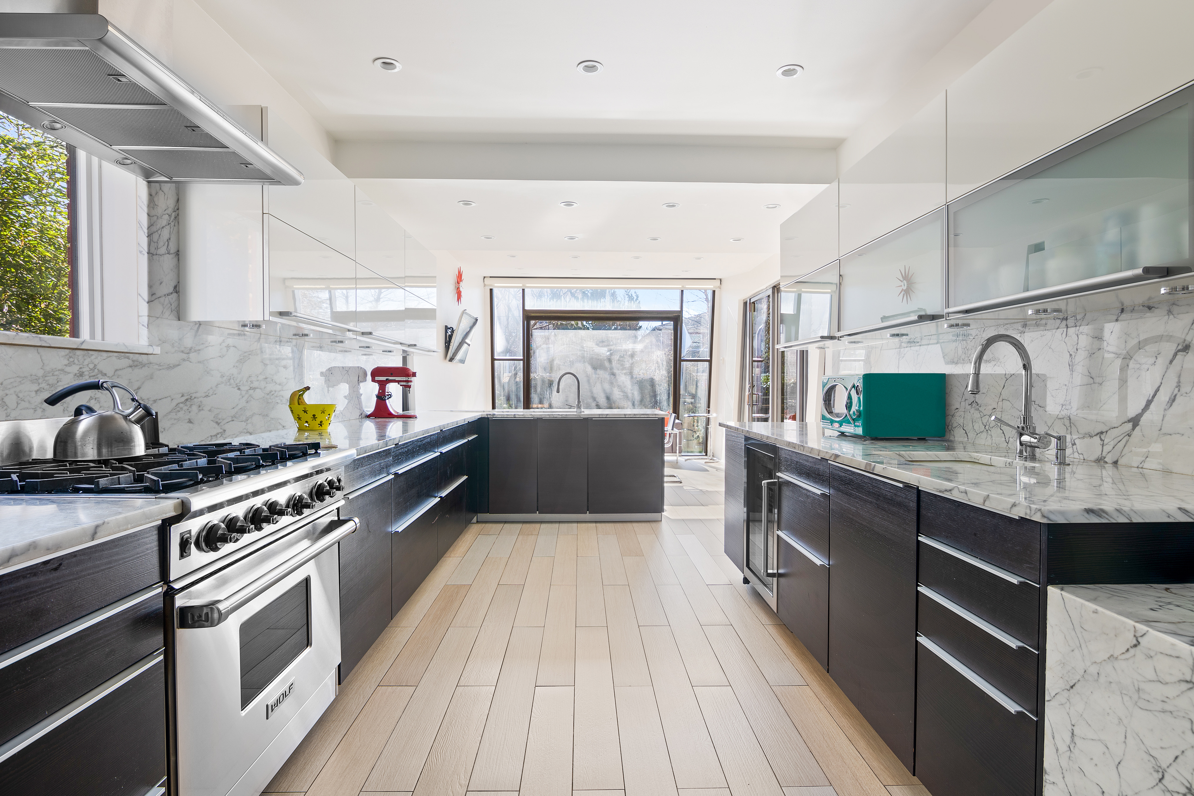 158 85th Street Brooklyn, NY 11209 - Photo 6 of 28