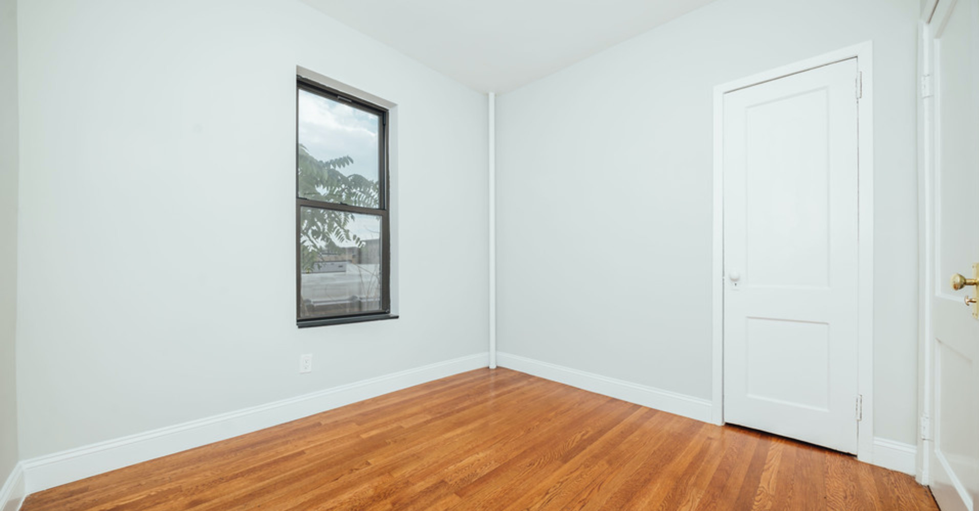 66-69 Fresh Pond Road, Unit 4C Queens, NY 11385 - Photo 3 of 10