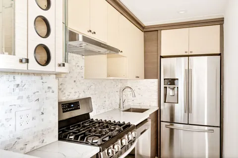 $360,000 | 310 Lenox Road, Unit 4S | Flatbush