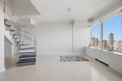 $2,650,000 | 418 East 59th Street, Unit PHA | Sutton Place