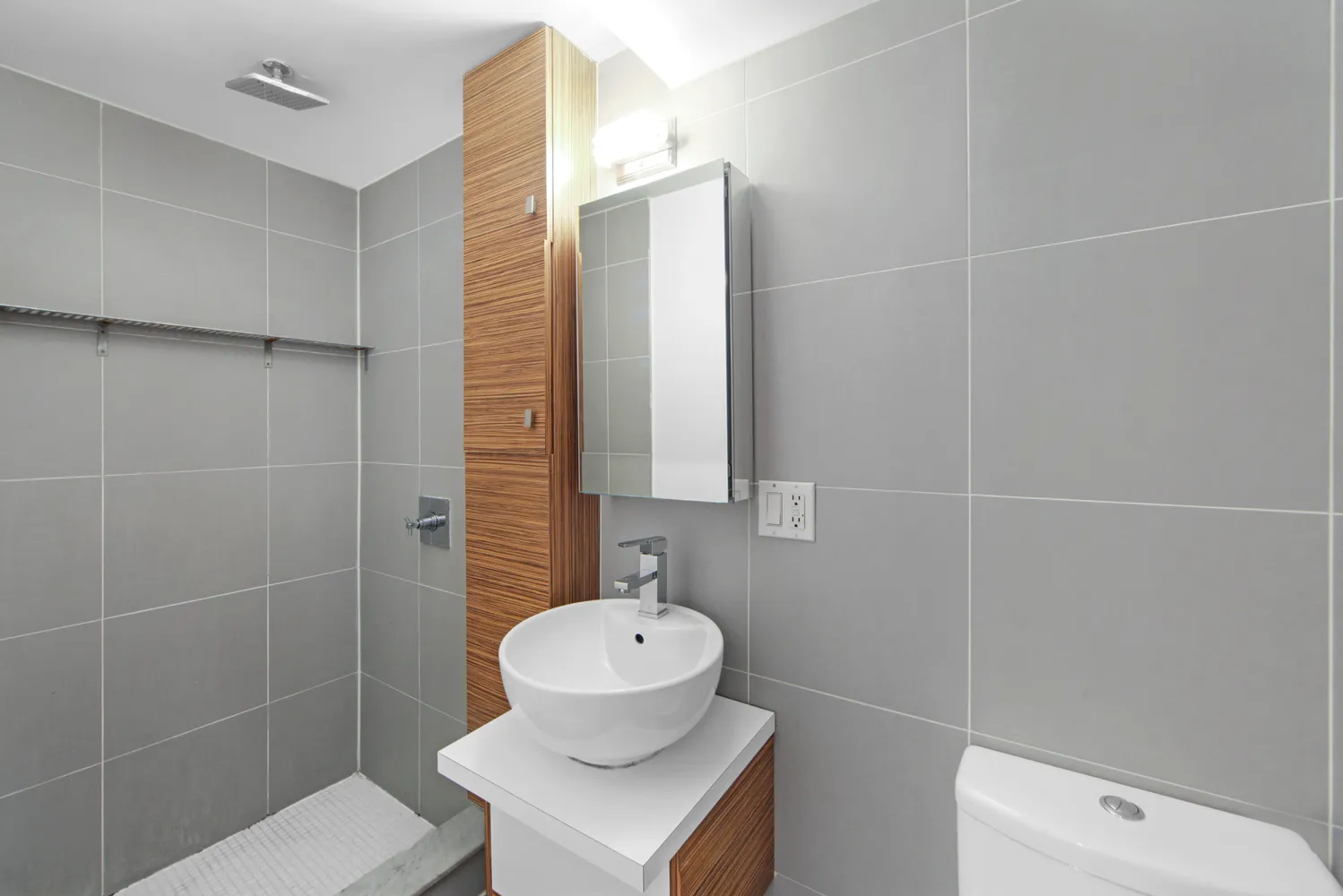 a view of a living room with furniture