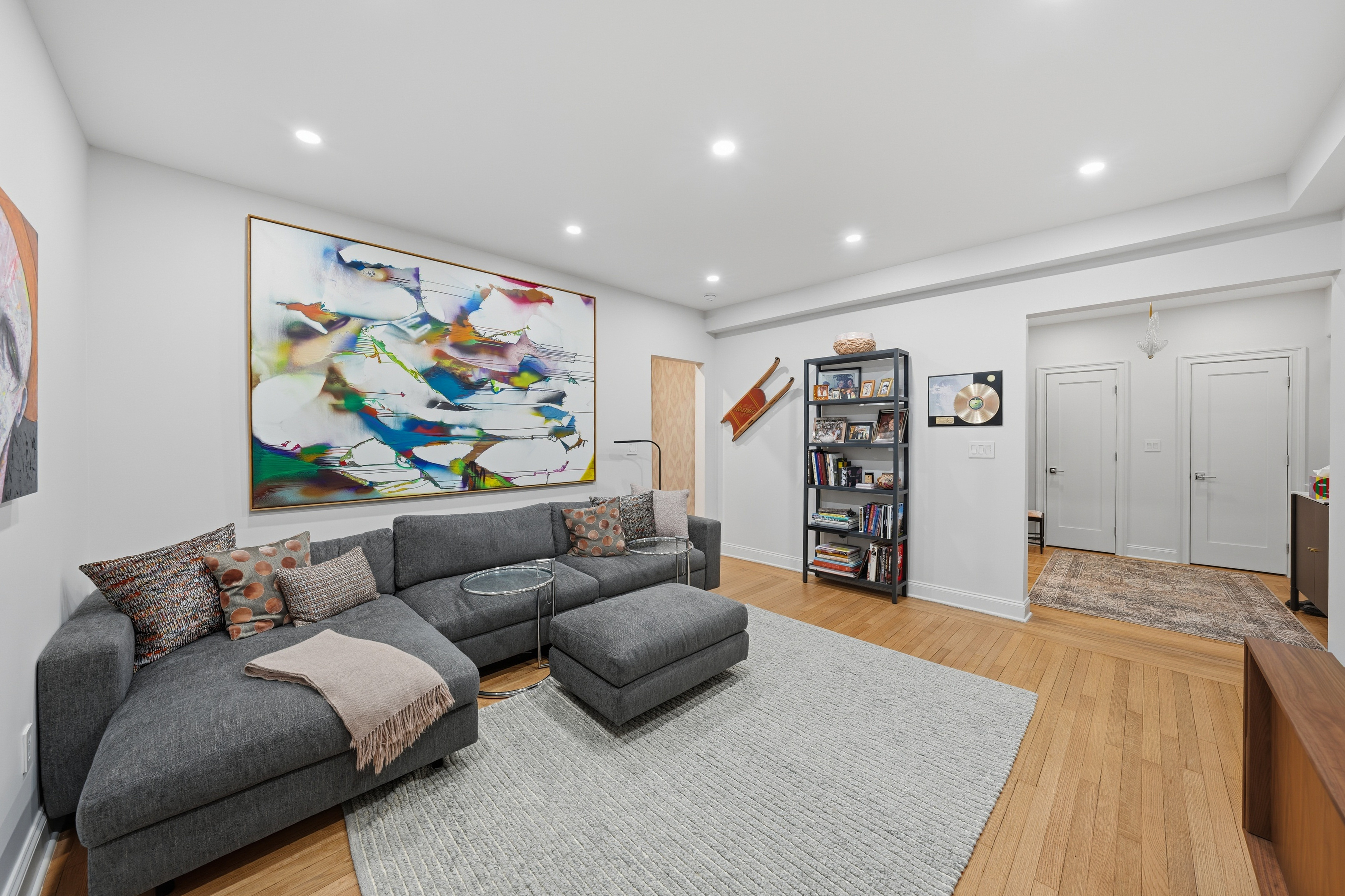 50 East 72nd Street, Unit 10B Manhattan, NY 10021 - Photo 6 of 32