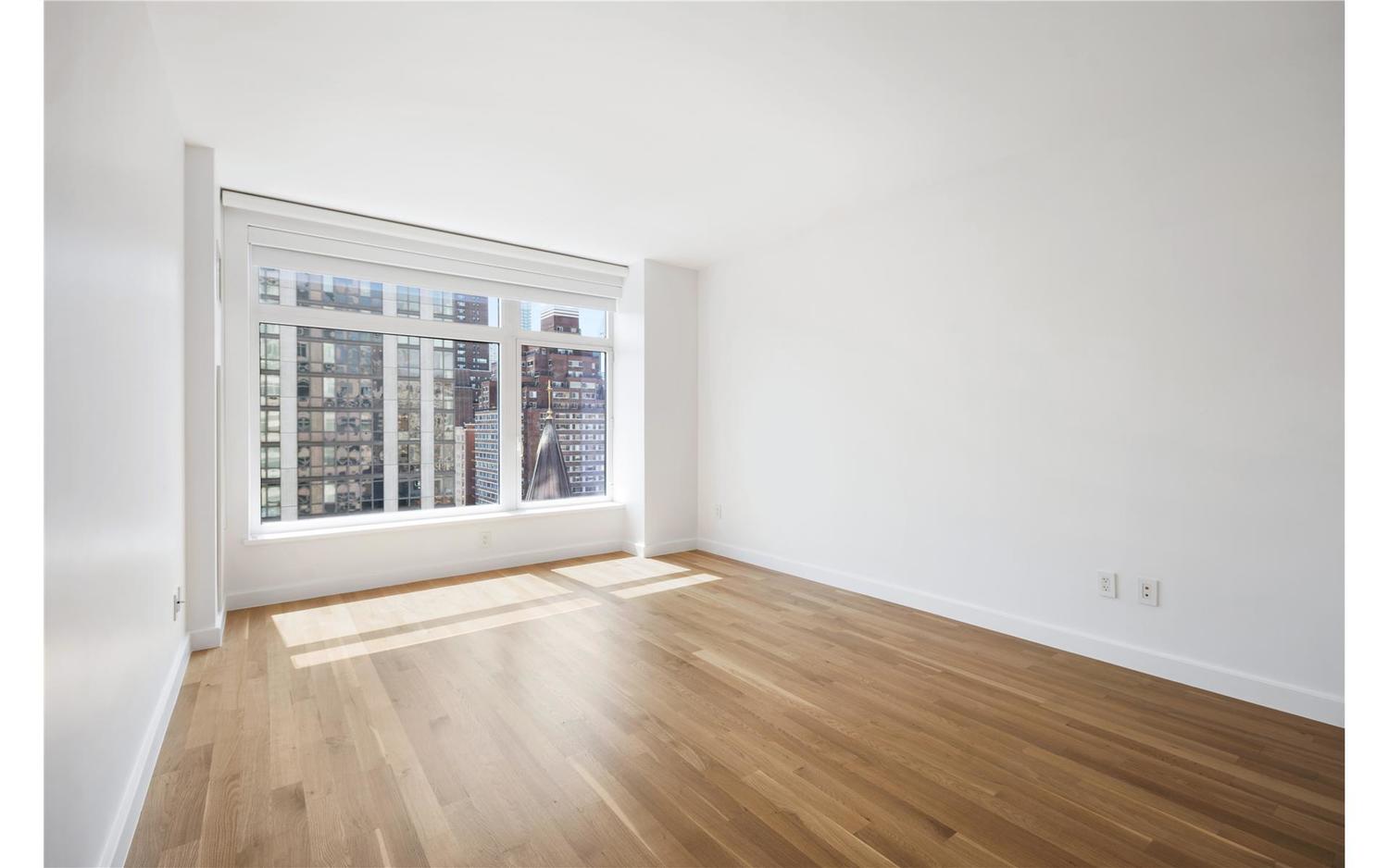 400 East 67th Street, Unit 11F Manhattan, NY 10065 - Photo 3 of 13