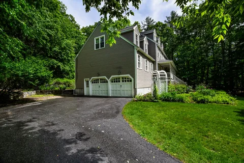$849,000 | 48 Mill Pond Circle, Milford, MA 01757