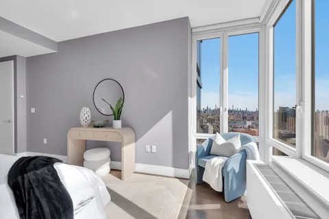 $1,635,000 | 388 Bridge Street, Unit 39G | Downtown Brooklyn