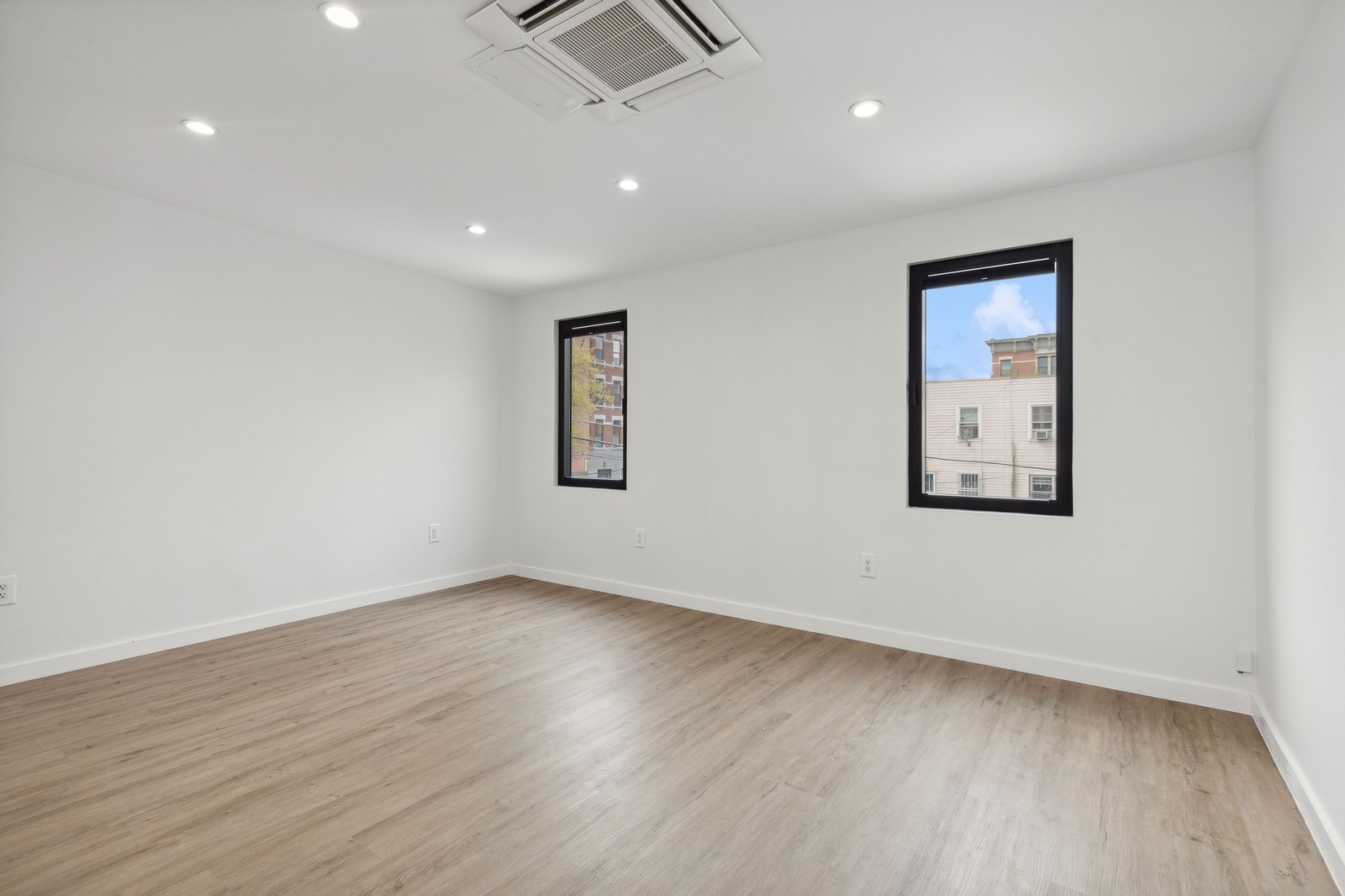 1027 Lafayette Avenue, Unit 2 Brooklyn, NY 11221 - Photo 6 of 9