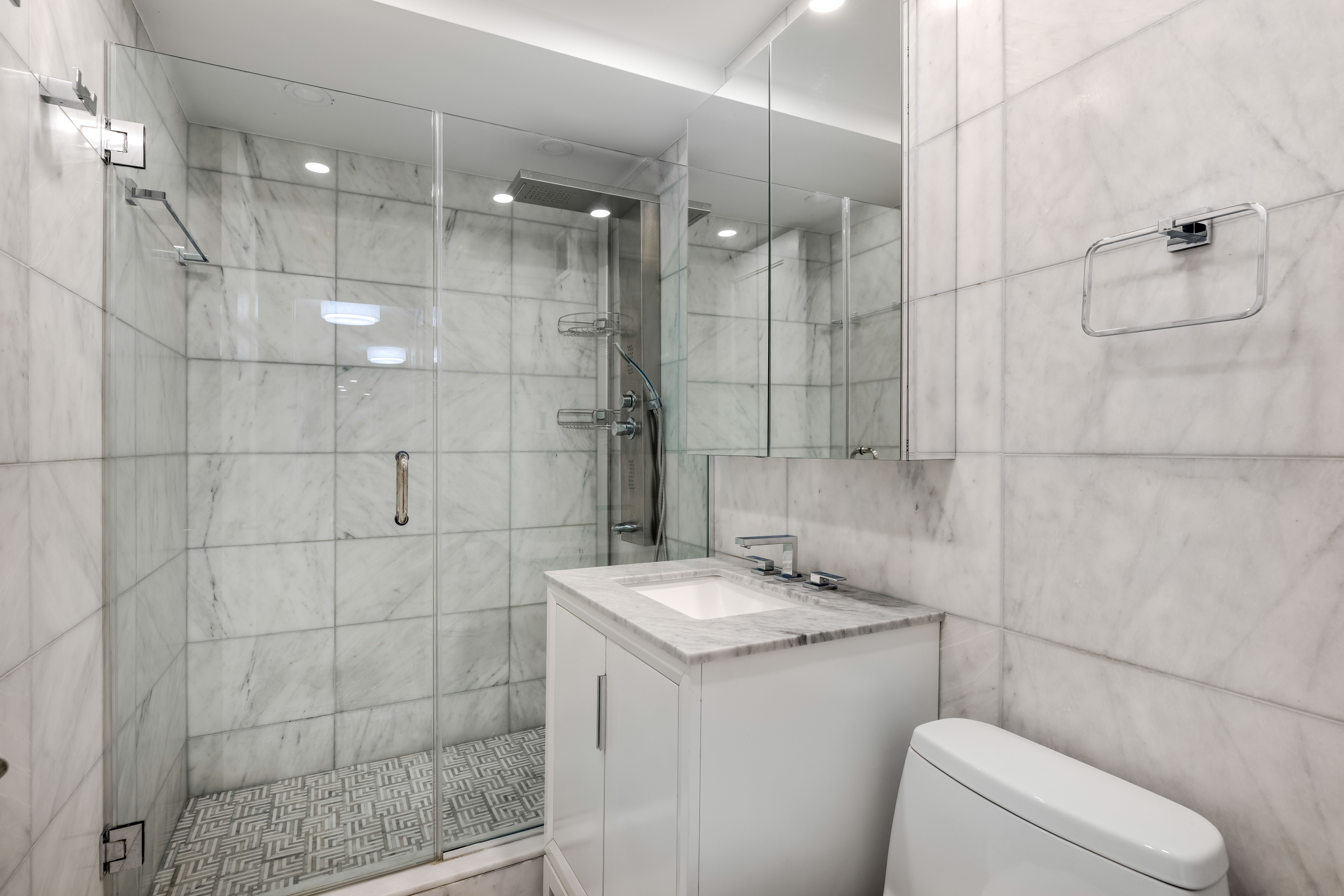 501 East 79th Street, Unit 2EF Manhattan, NY 10075 - Photo 19 of 27 Gallery Image 19