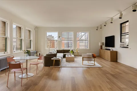 $4,000,000 | 451 Broome Street, Unit 6E | SoHo