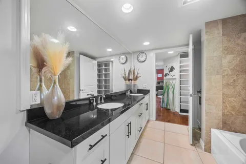 Contact Agent | 7100 Alvern Street, Unit 311, Los Angeles, CA 90045