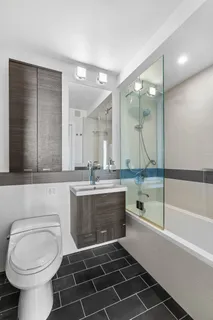 $850,000 | 376 Broadway, Unit 14E | TriBeCa