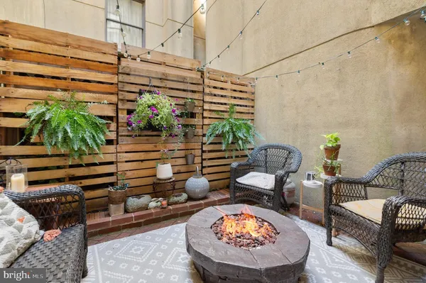 $399,000 | 1914 Fairmount Avenue, Unit 4, Philadelphia, PA 19130