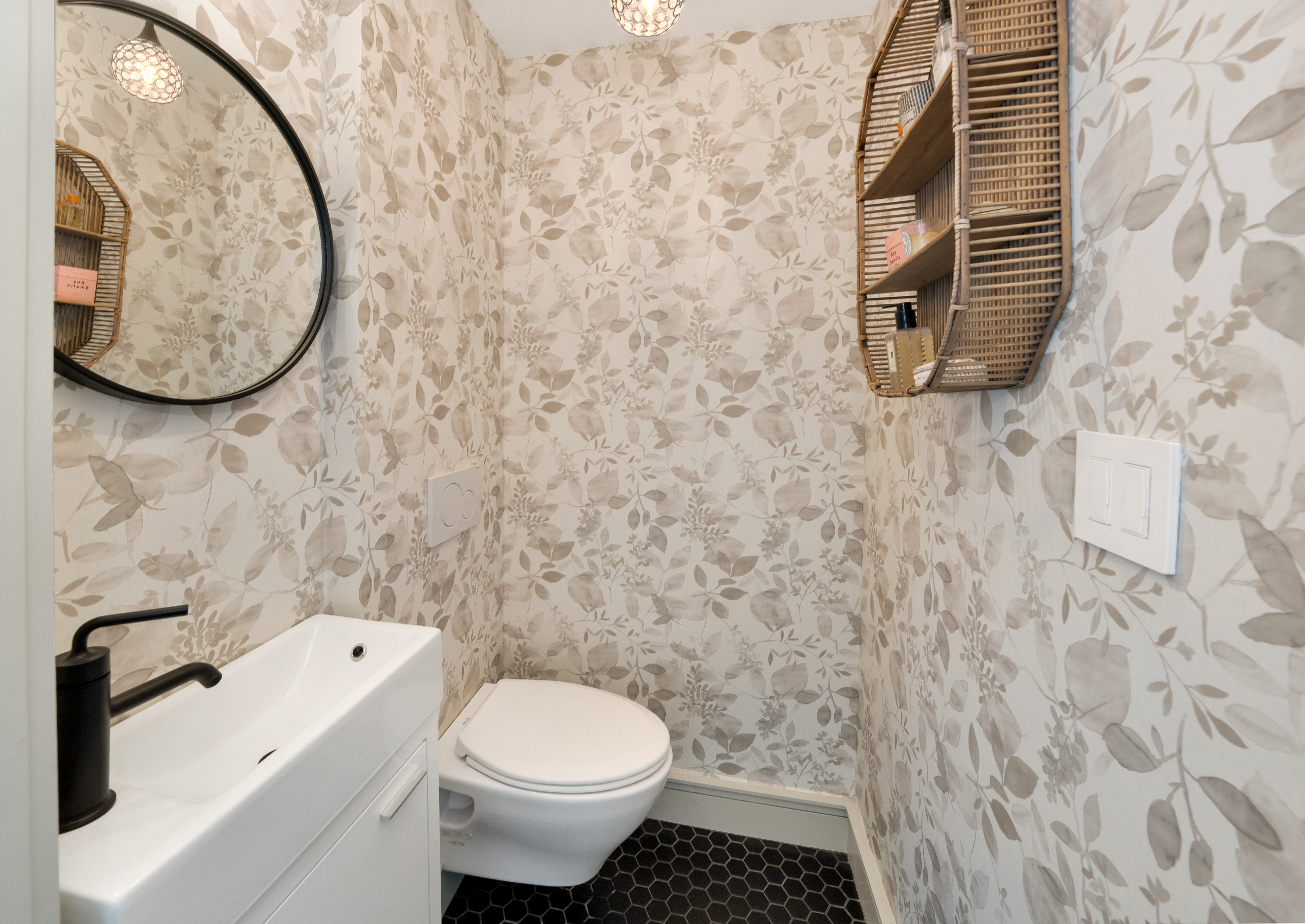 400 East 52nd Street, Unit 14J Manhattan, NY 10022 - Photo 6 of 11 a bathroom with a toilet and a sink