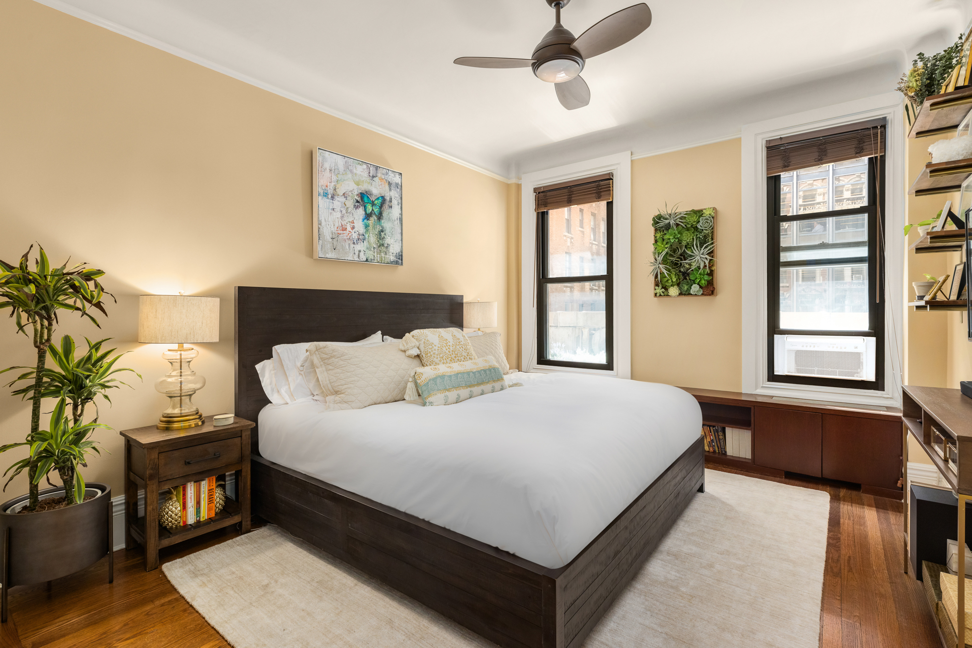 205 West 54th Street, Unit 5D Manhattan, NY 10019 - Photo 5 of 9