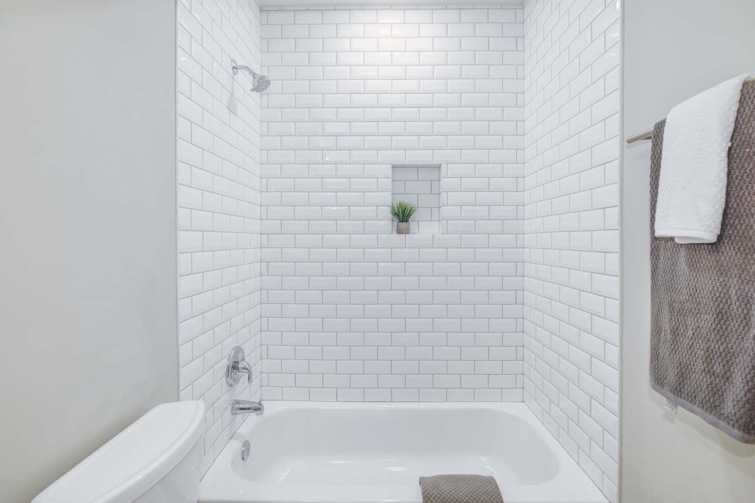 a bathroom with a bathtub