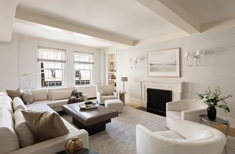 $6,995,000 | 40 East 66th Street, Unit 9A | Lenox Hill
