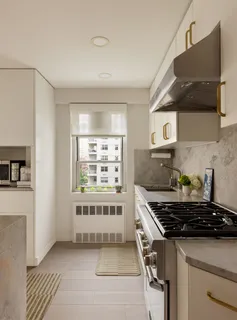 $2,450,000 | 70 East 10th Street, Unit 7A | Greenwich Village