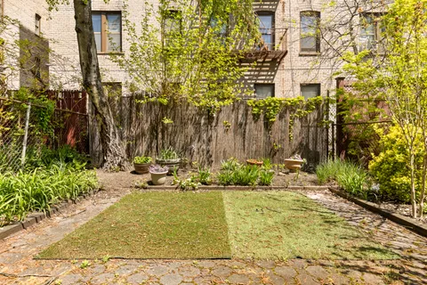 $2,900,000 | 573 16th Street | Windsor Terrace