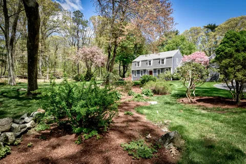 Contact Agent | 3 Bridle Path, Sherborn, MA 01770