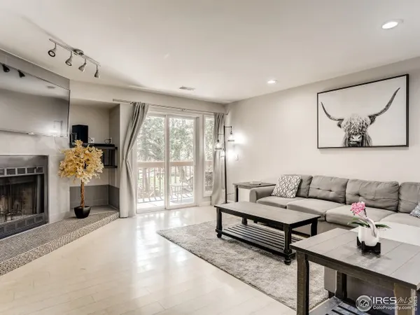 $607,000 | 2805 Sundown Lane, Unit 201, Boulder, CO 80303