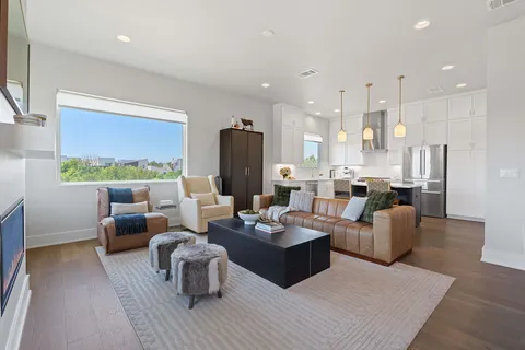 $789,000 | 7905 Floracita Lane, Austin, TX 78735