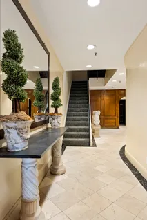 $2,995,000 | 14 East 68th Street, Unit B | Lenox Hill