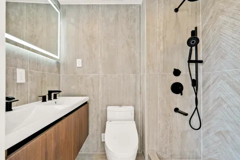 $1,325,000 | 90 Herbert Street, Unit 4B | Williamsburg