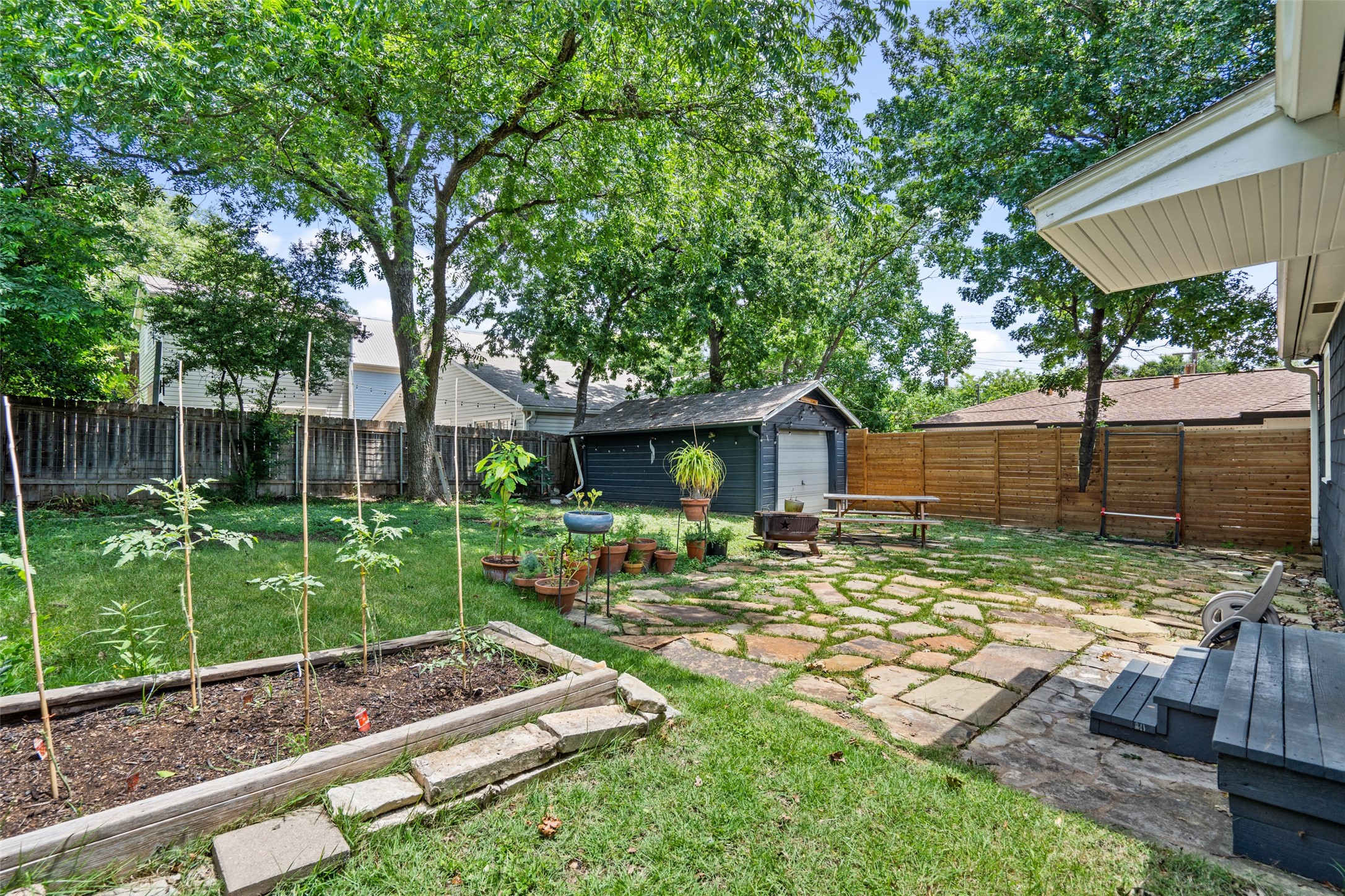 2810 Windsor Road Austin, TX 78703 - Photo 18 of 19 Gallery Image 18