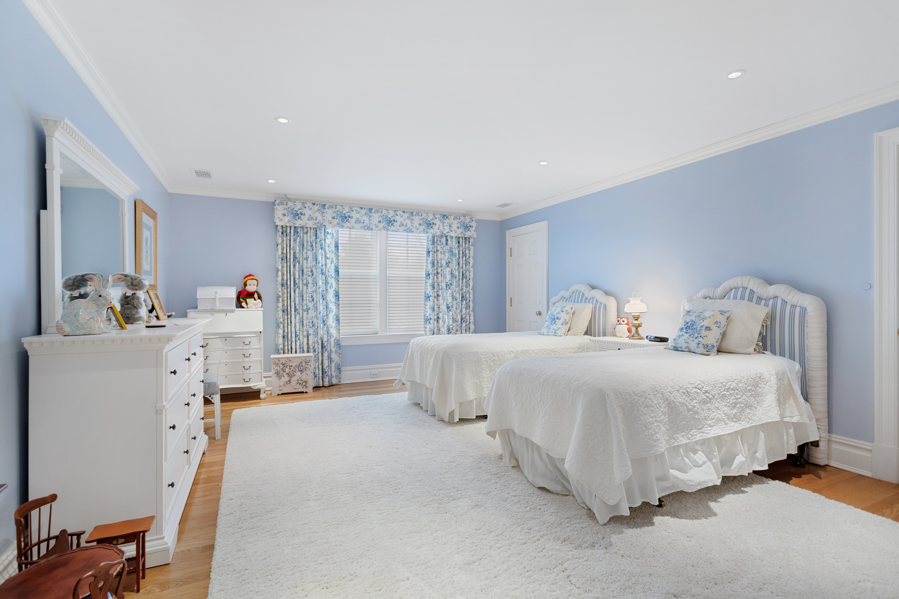 19 Hawkwood Lane Greenwich, CT 06830 - Photo 24 of 33