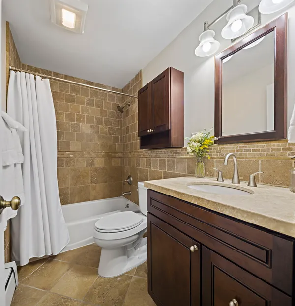 $4,650 | 262 1st Street, Unit D, Hoboken, NJ 07030