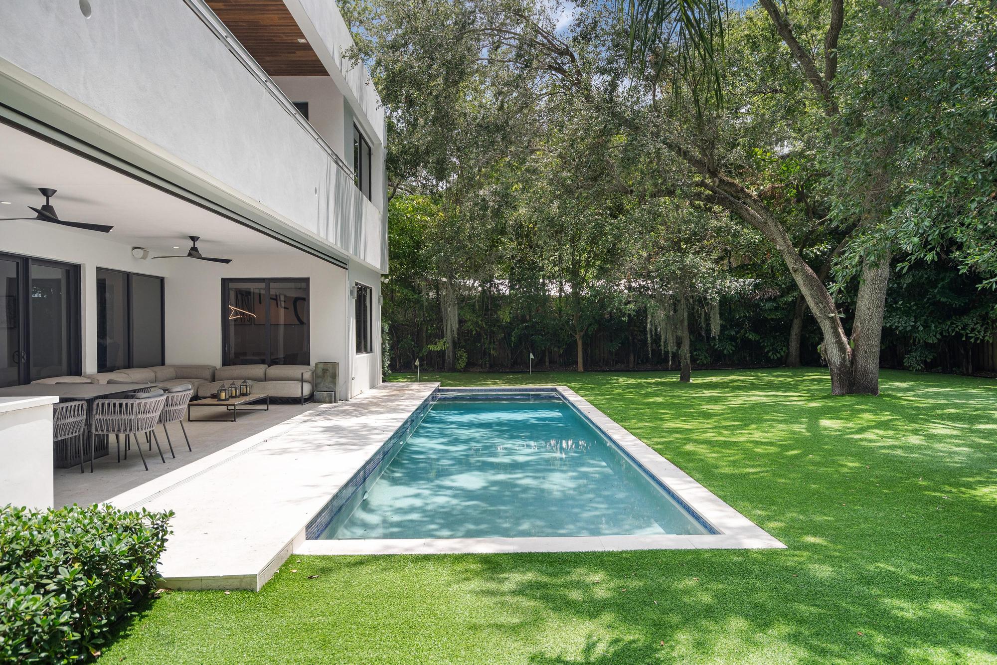 1760 Chucunantah Road Miami, FL 33133 - Photo 44 of 55 Gallery Image 44