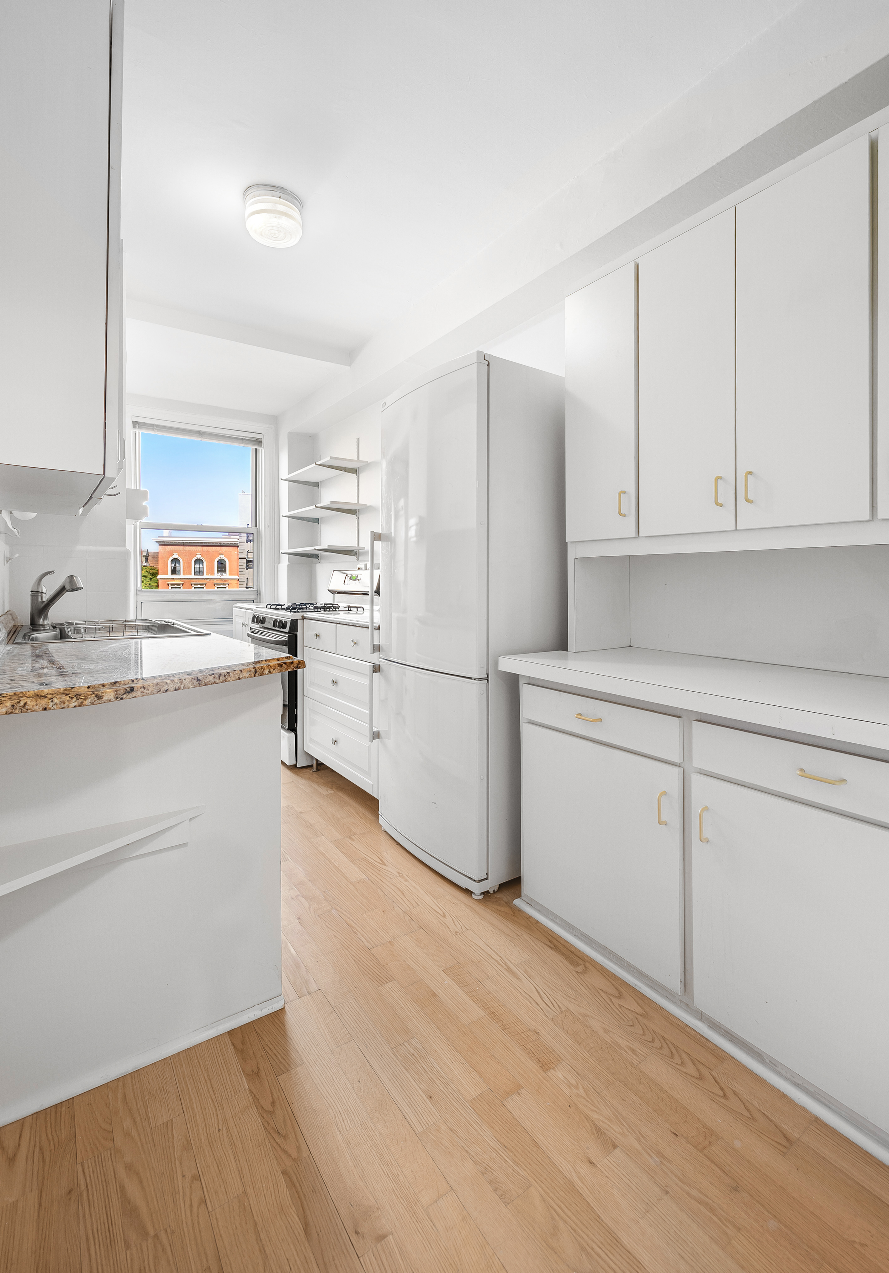 245 West 107th Street, Unit 5B Manhattan, NY 10025 - Photo 10 of 25
