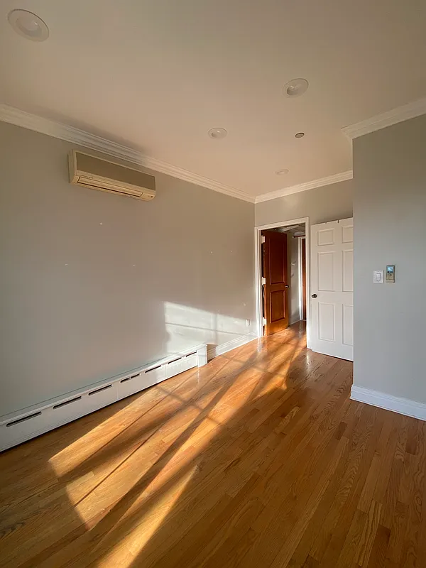 198 Monitor Street, Unit 2A Brooklyn, NY 11222 - Photo 7 of 15 Gallery Image 7